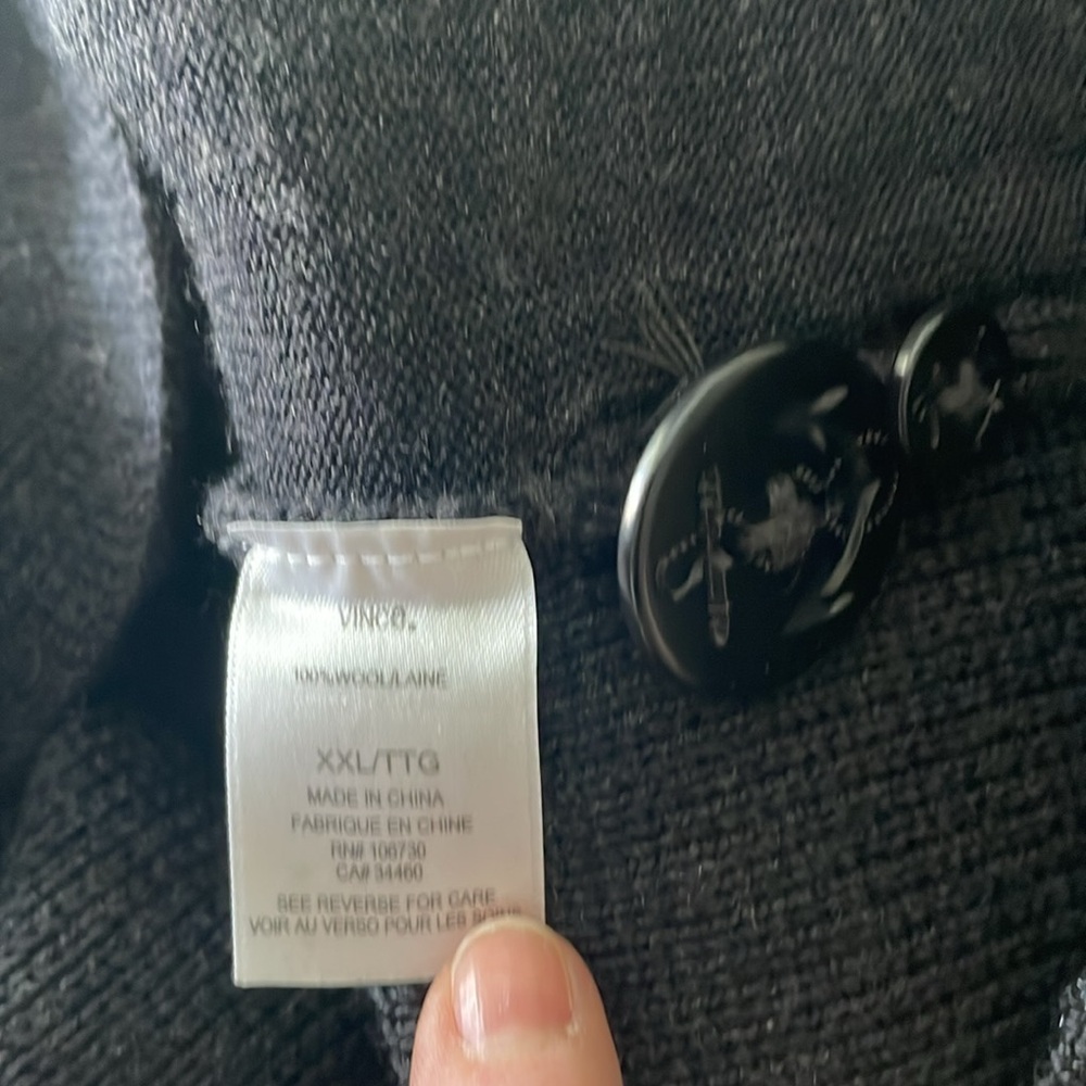 Men’s Vince jacket/ sweater